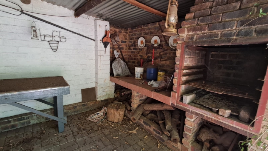 5 Bedroom Property for Sale in Parys Free State